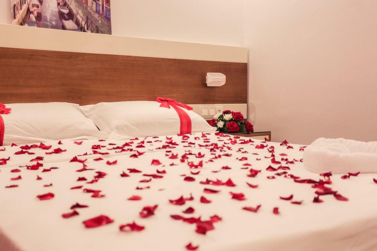 Hotel Makarim Tétouan 外观 照片